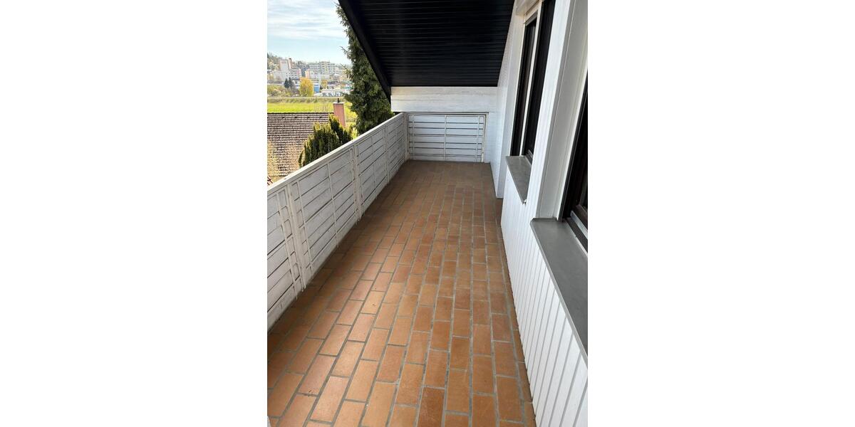 Dachgeschoßwohnung Kulmbach Blaich - 4 Zimmer, 165 m&sup2;, 1.400&euro; | Angebot:26245275