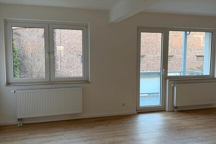 4,5 (3,5 + 1 Zimmer) Wohnung mit Balkon in Essen Rüttenscheid 4 zimmer