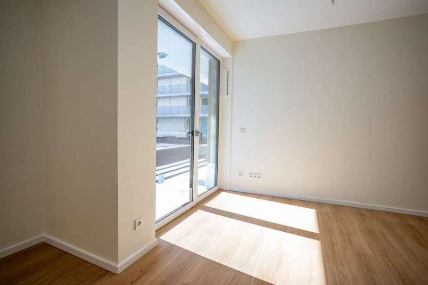 Wohnung zum Mieten in Berlin 1.297,80 € 92.7 m²