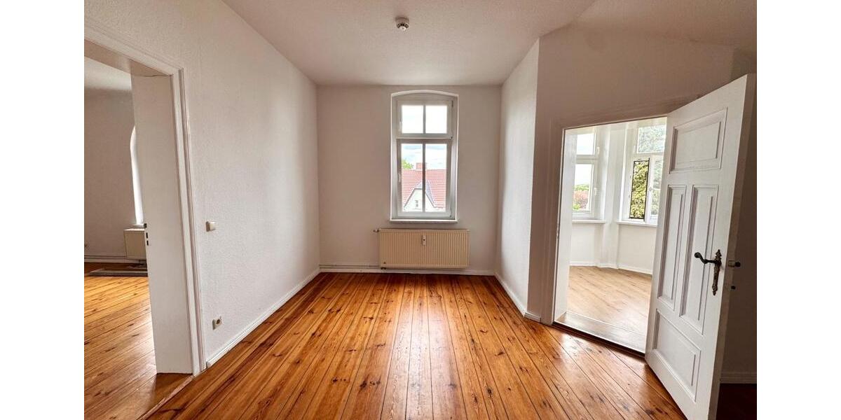 Dachgeschoßwohnung Bad Freienwalde (Oder) - 2.5 Zimmer, 72 m&sup2;, 510&euro; | Angebot:26507484