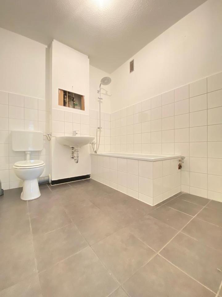 *** FAMILIEN AUFGEPASST *** Sehr helle 3-Zimmer-Wohnung im EG mit Balkon *** LÜD-Kalve *** zimmer