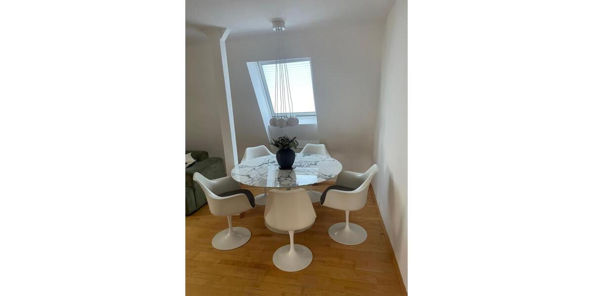 Dachgeschoßwohnung Wedel - 3 Zimmer, 95 m&sup2;, 1.250&euro; | Angebot:24467140