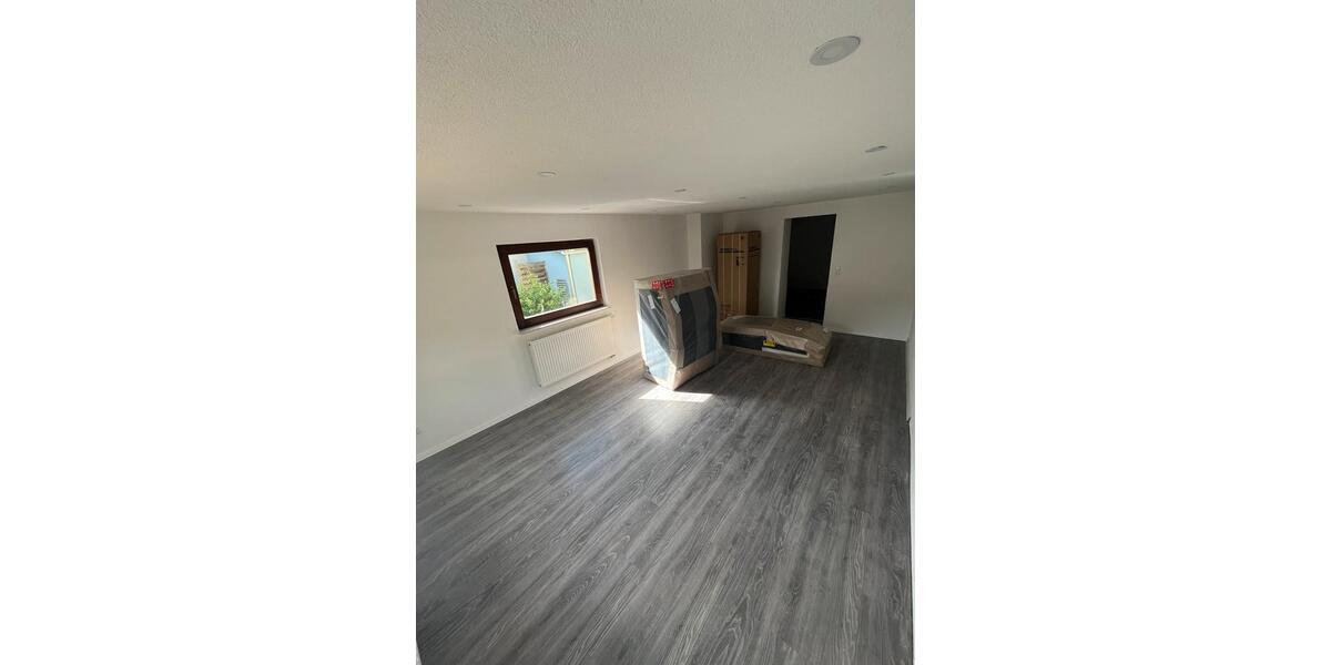 Erdgeschoßwohnung Kirchardt - 2 Zimmer, 65 m&sup2;, 900&euro; | Angebot:25328105