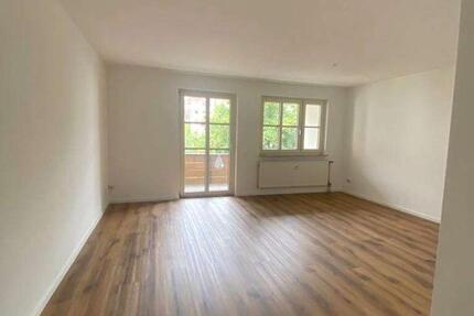 HEGERICH: Einladendes Zuhause mit durchdachtem Grundriss und Loggia zimmer