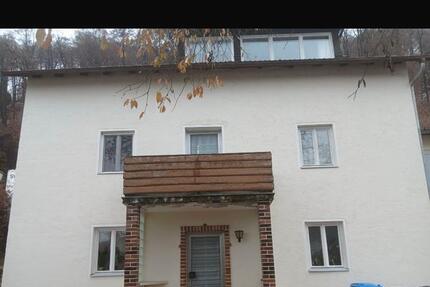 Haus Riedenburg - 5 Zimmer, 135 m&sup2;, 1.250&euro; | Angebot:25279845