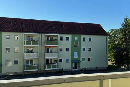 Wohnung Strehla - 3 Zimmer, 72 m&sup2;, 471&euro; | Angebot:23399369