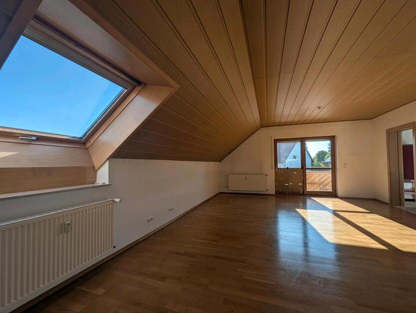 Lichtdurchflutete 2 Zimmerwohnung