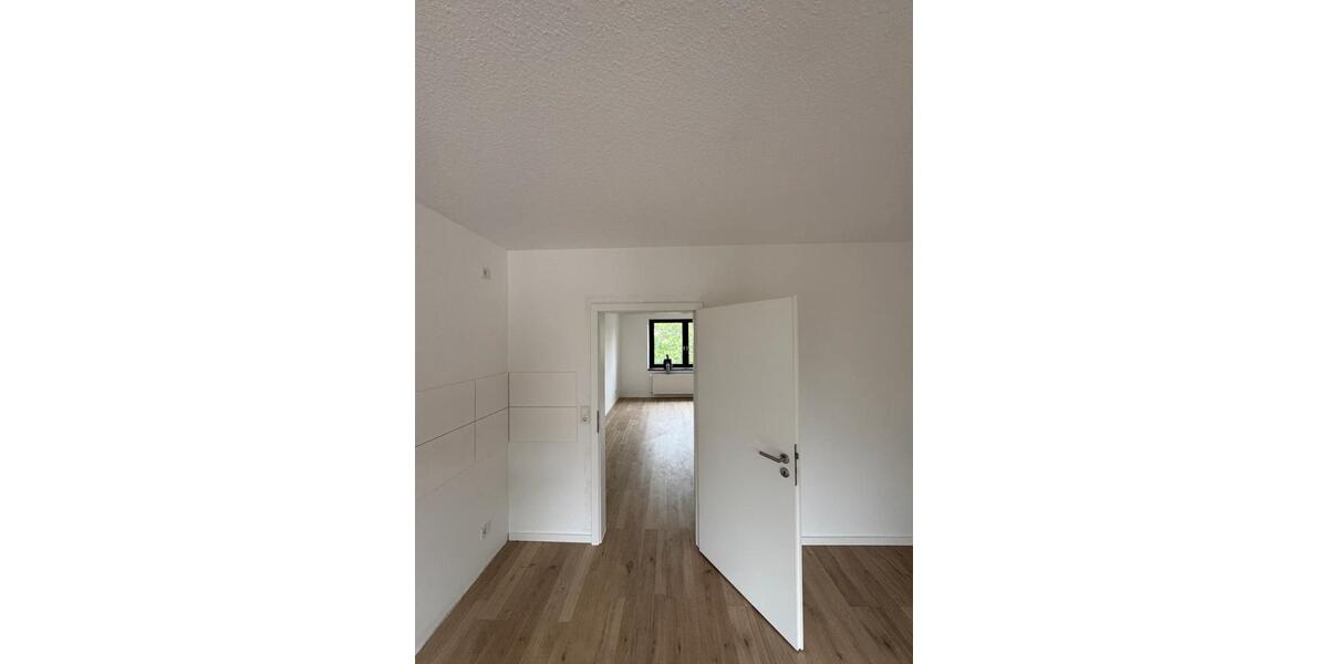 Etagenwohnung Saarlouis - 3 Zimmer, 80 m&sup2;, 890&euro; | Angebot:26561981