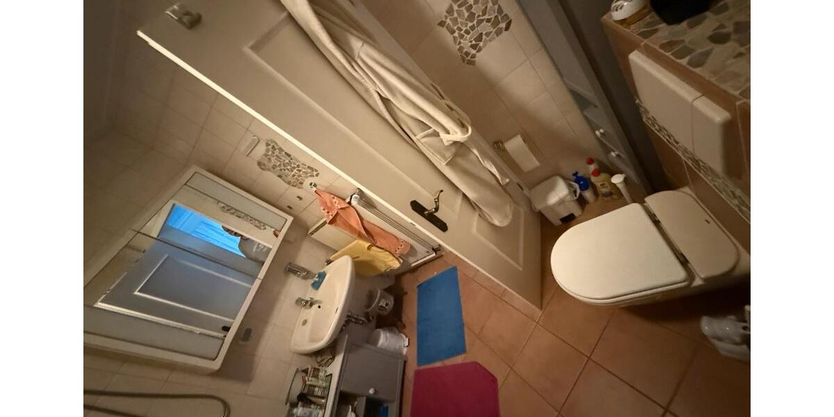 Etagenwohnung Bebra - 5 Zimmer, 138 m&sup2;, 850&euro; | Angebot:26548800
