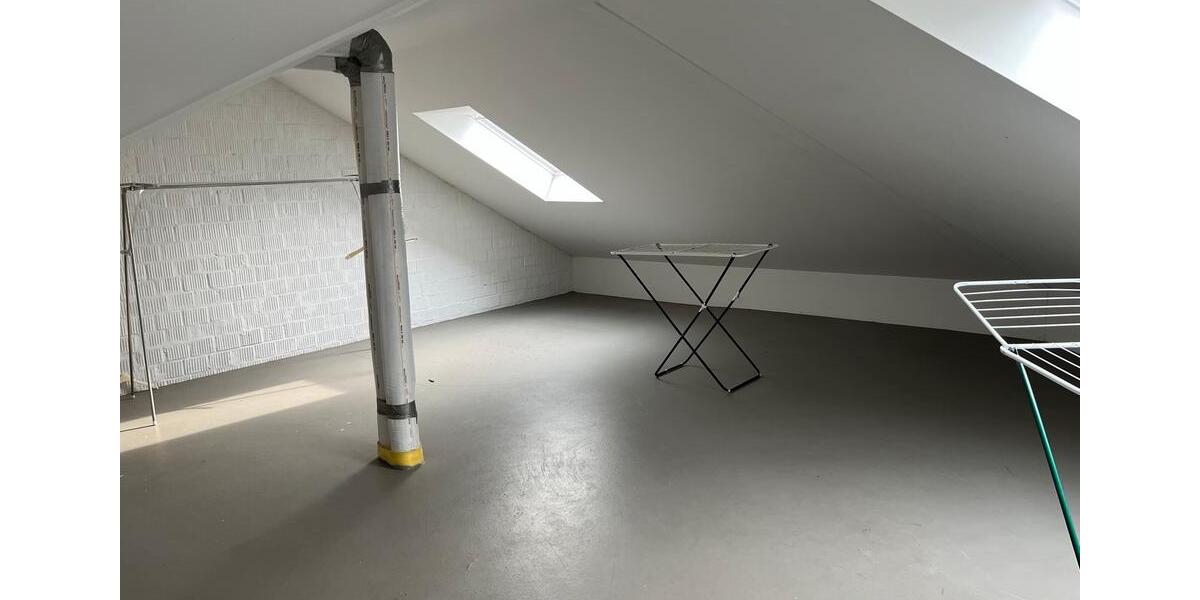 Etagenwohnung Celle - 4 Zimmer, 91 m&sup2;, 790&euro; | Angebot:26490724