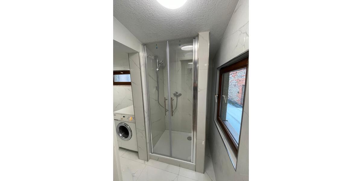 Wohnen auf Zeit Kitzingen - 10 Zimmer, 100 m&sup2;, 18&euro; | Angebot:26226216