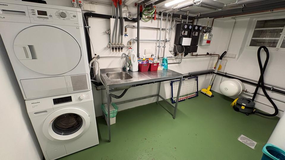 Reihenhaus München Pasing-Obermenzing - 3 Zimmer, 110 m&sup2;, 3.500&euro; | Angebot:23636588