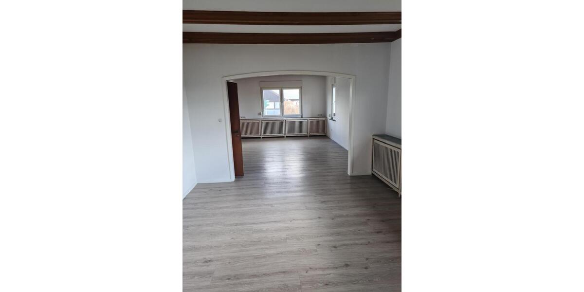 Terrassenwohnung Wagenfeld - 6 Zimmer, 185 m&sup2;, 950&euro; | Angebot:25962469