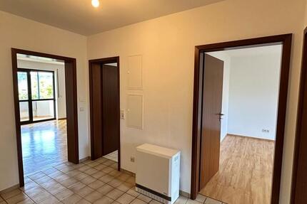 Wohnung Trier Kürenz - 3 Zimmer, 77 m&sup2;, 920&euro; | Angebot:26505836