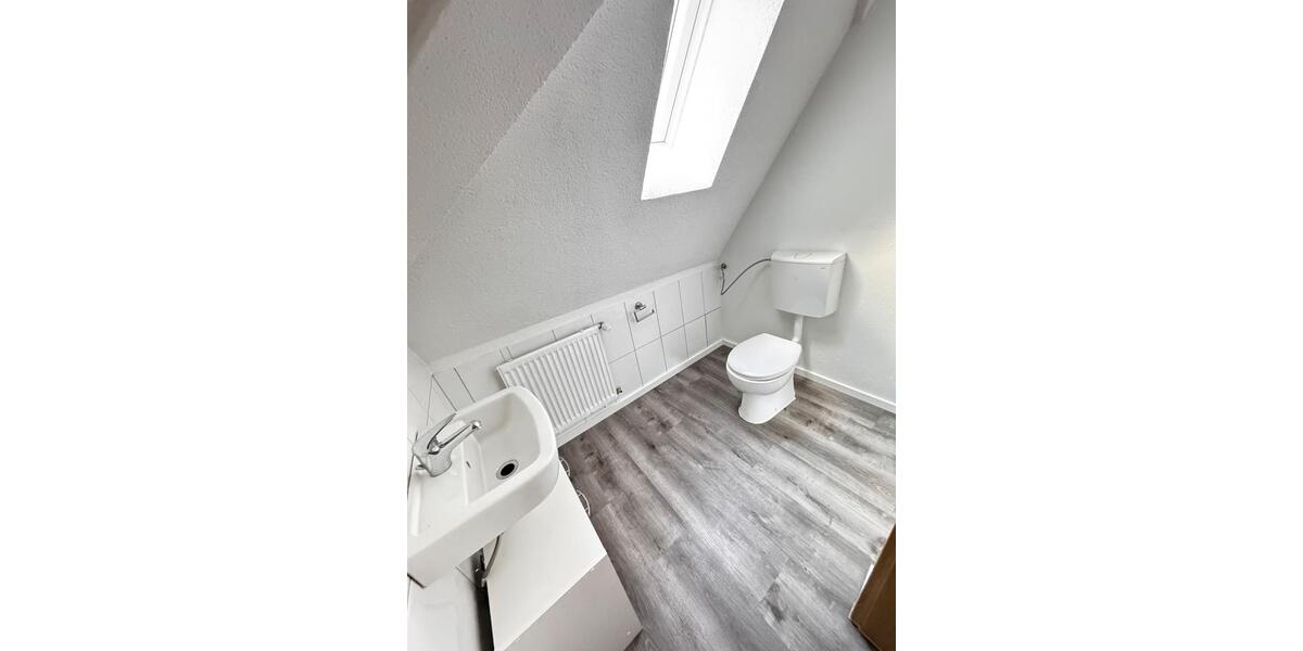 Etagenwohnung Siegen - 4 Zimmer, 88 m&sup2;, 740&euro; | Angebot:25907550