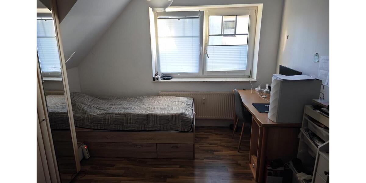 Etagenwohnung Schortens - 3 Zimmer, 84 m&sup2;, 660&euro; | Angebot:26383590