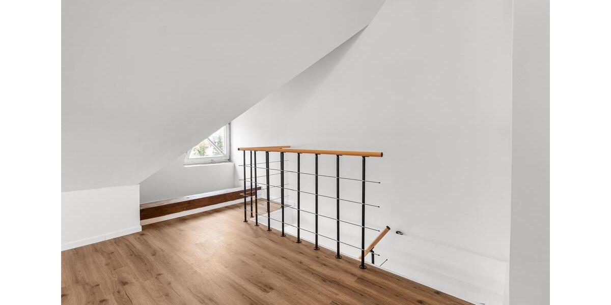 Maisonettenwohnung Albstadt Gemarkung Burgfelden - 4 Zimmer, 102 m&sup2;, 875&euro; | Angebot:26268845