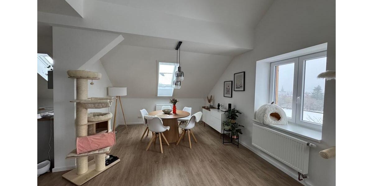 Dachgeschoßwohnung Weißenstadt - 3 Zimmer, 78 m&sup2;, 690&euro; | Angebot:25103453