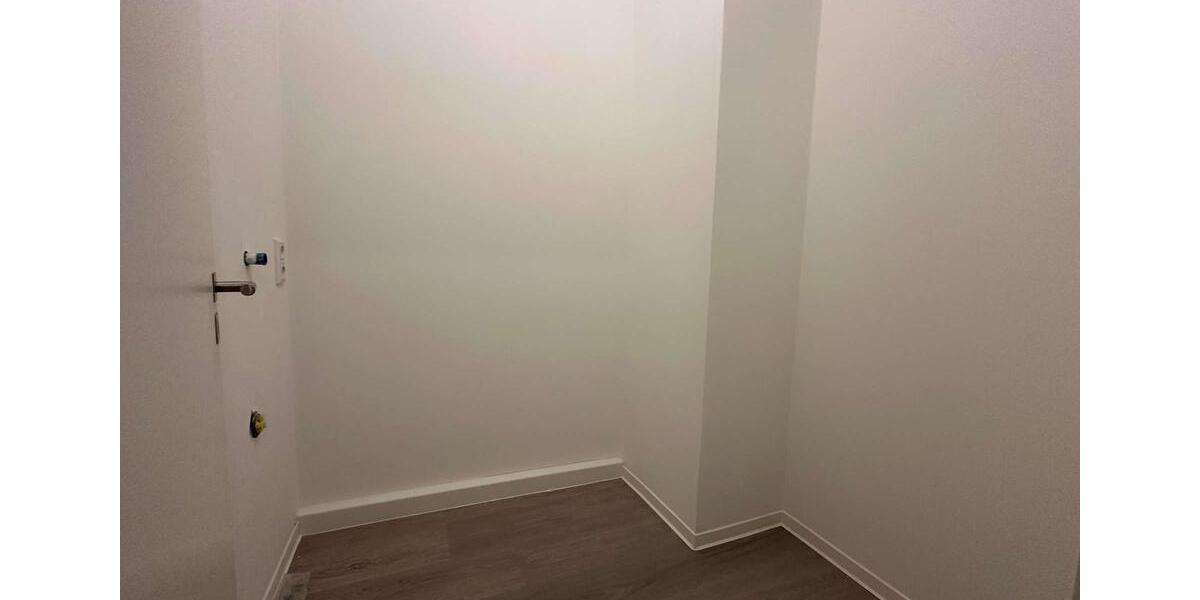Erdgeschoßwohnung Brandenburg an der Havel Bahnhofsvorstadt - 3 Zimmer, 120 m&sup2;, 1.440&euro; | Angebot:26070675