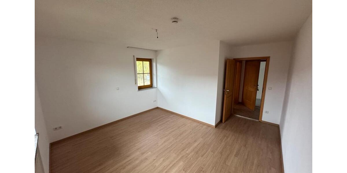 Etagenwohnung Reichertsheim - 3 Zimmer, 74 m&sup2;, 750&euro; | Angebot:26152308
