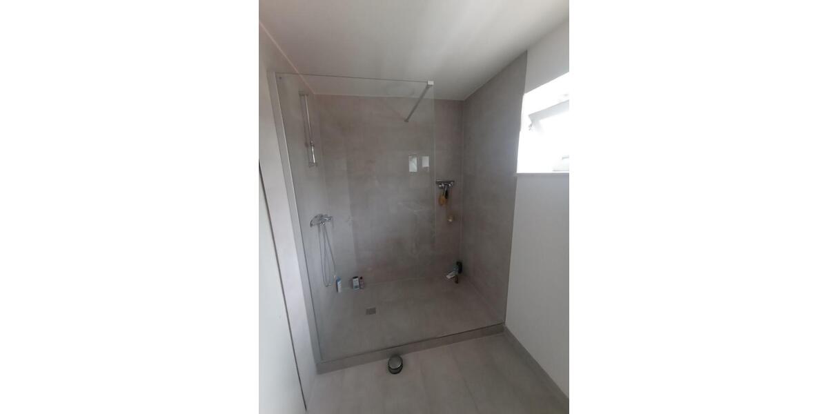 Etagenwohnung Ingolstadt - 7 Zimmer, 208 m&sup2;, 410&euro; | Angebot:25163838