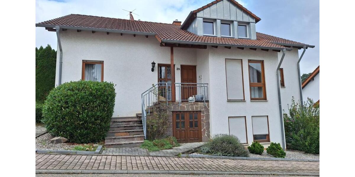 Dachgeschoßwohnung Sinsheim - 2 Zimmer, 75 m&sup2;, 750&euro; | Angebot:25367745