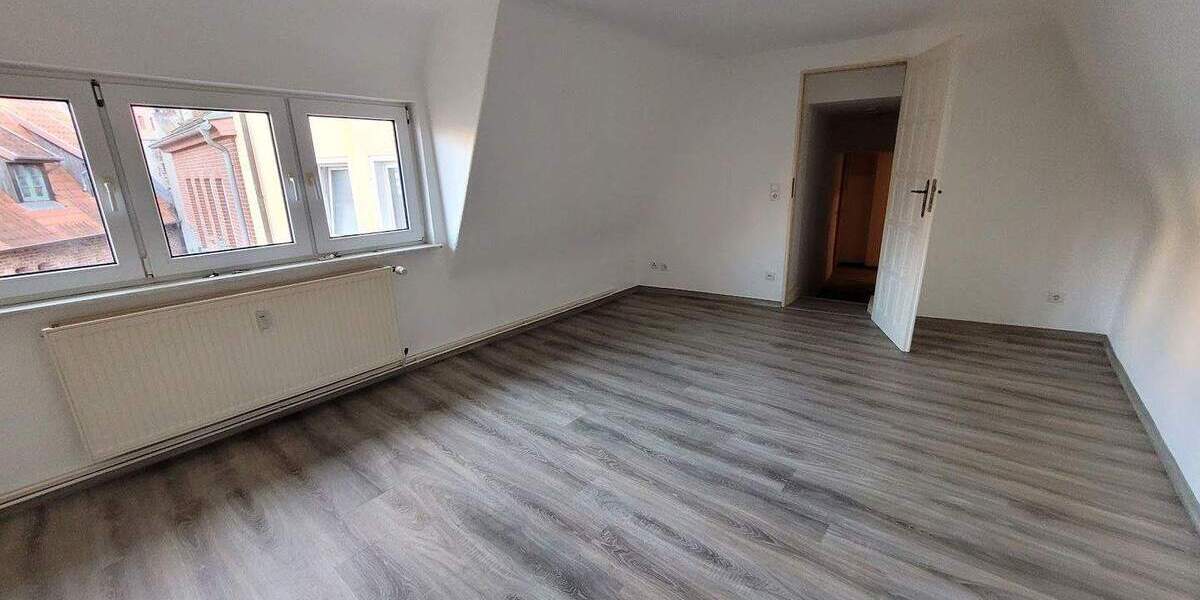 Etagenwohnung Stralsund Altstadt - 2 Zimmer, 47 m&sup2;, 419&euro; | Angebot:24784031
