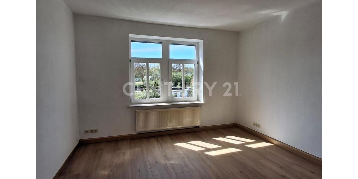 Dachgeschoßwohnung Gera Alt-Taubenpreskeln - 3 Zimmer, 91 m&sup2;, 540&euro; | Angebot:26632733