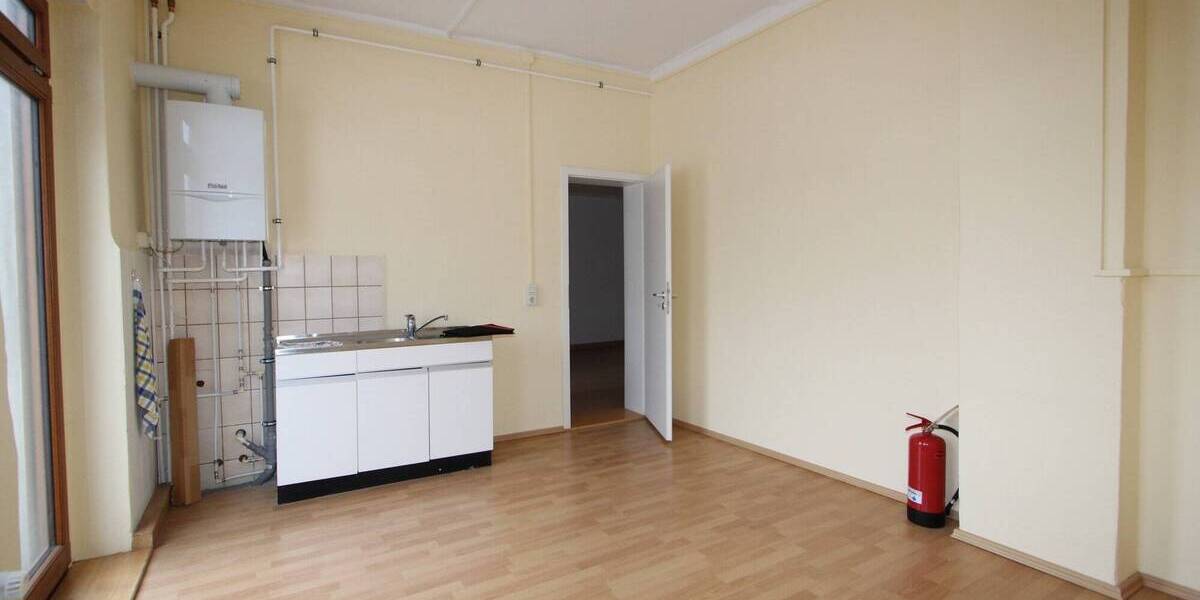 Etagenwohnung Bitterfeld-Wolfen Bitterfeld - 2 Zimmer, 70 m&sup2;, 470&euro; | Angebot:25708992