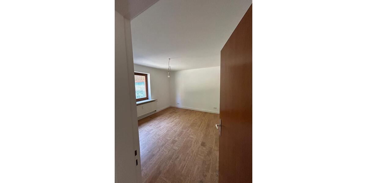 Etagenwohnung Groß Wittensee - 4 Zimmer, 90 m&sup2;, 950&euro; | Angebot:25783593