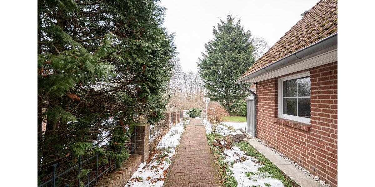 Doppelhaushälfte Stade - 4 Zimmer, 122 m&sup2;, 1.250&euro; | Angebot:24916256