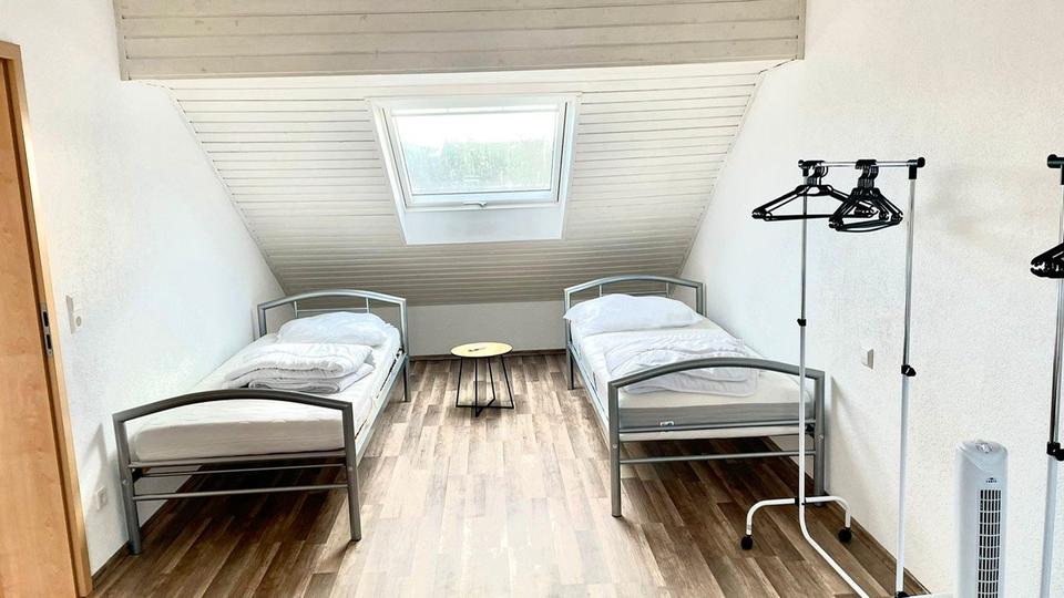 Dachgeschoßwohnung Kehl - 2 Zimmer, 64 m&sup2;, 780&euro; | Angebot:26123242