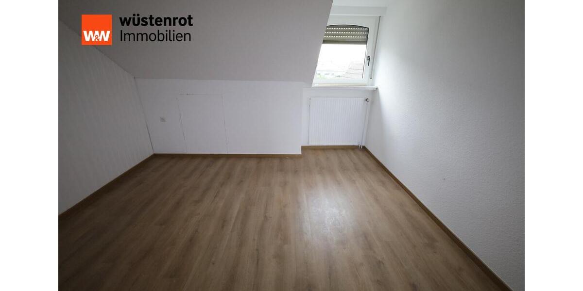 Einfamilienhaus Holdorf - 9 Zimmer, 190 m&sup2;, 1.250&euro; | Angebot:25836736