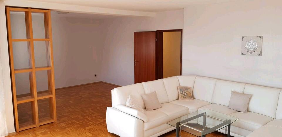 Etagenwohnung Friedrichsthal - 3 Zimmer, 84 m&sup2;, 775&euro; | Angebot:26706133