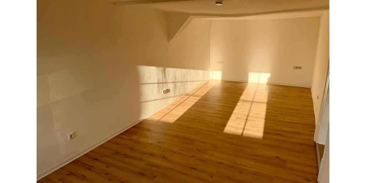 Etagenwohnung Bad Hersfeld - 3 Zimmer, 97 m&sup2;, 780&euro; | Angebot:26018258