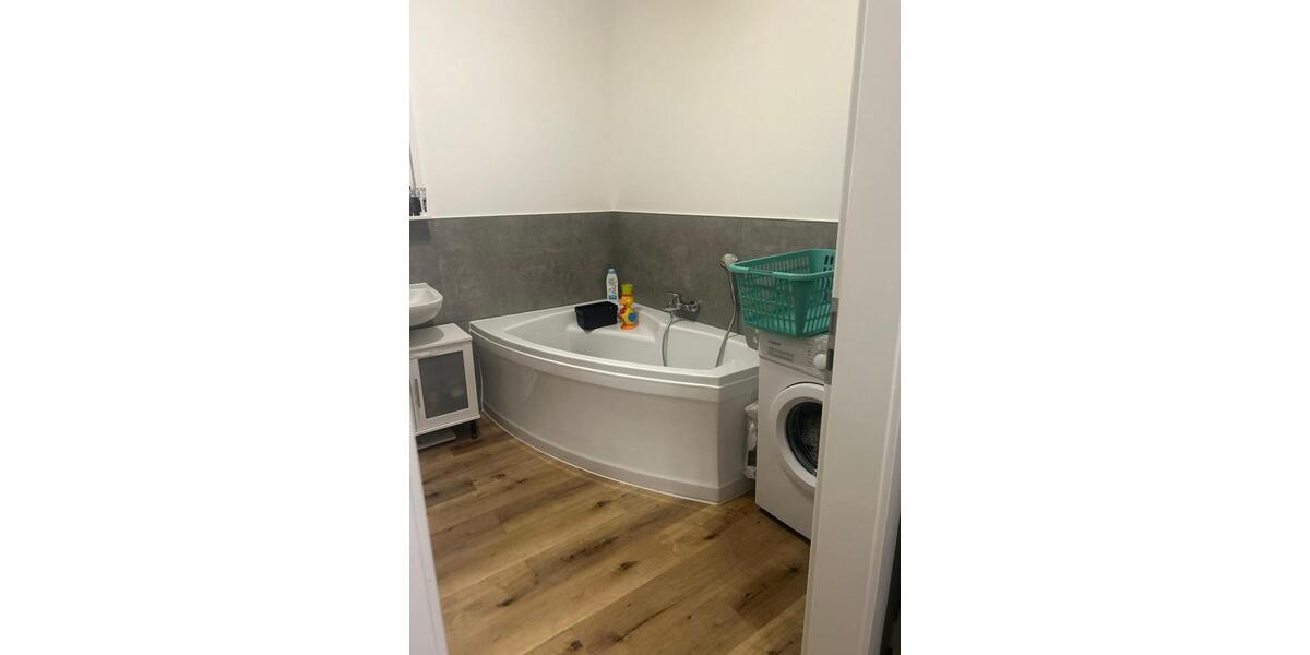 Etagenwohnung Sonneberg - 4 Zimmer, 100 m&sup2;, 750&euro; | Angebot:25710801