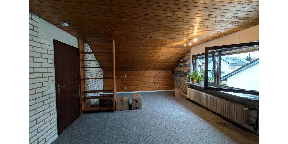 Dachgeschoßwohnung Rottenburg am Neckar - 2 Zimmer, 70 m&sup2;, 800&euro; | Angebot:24944948