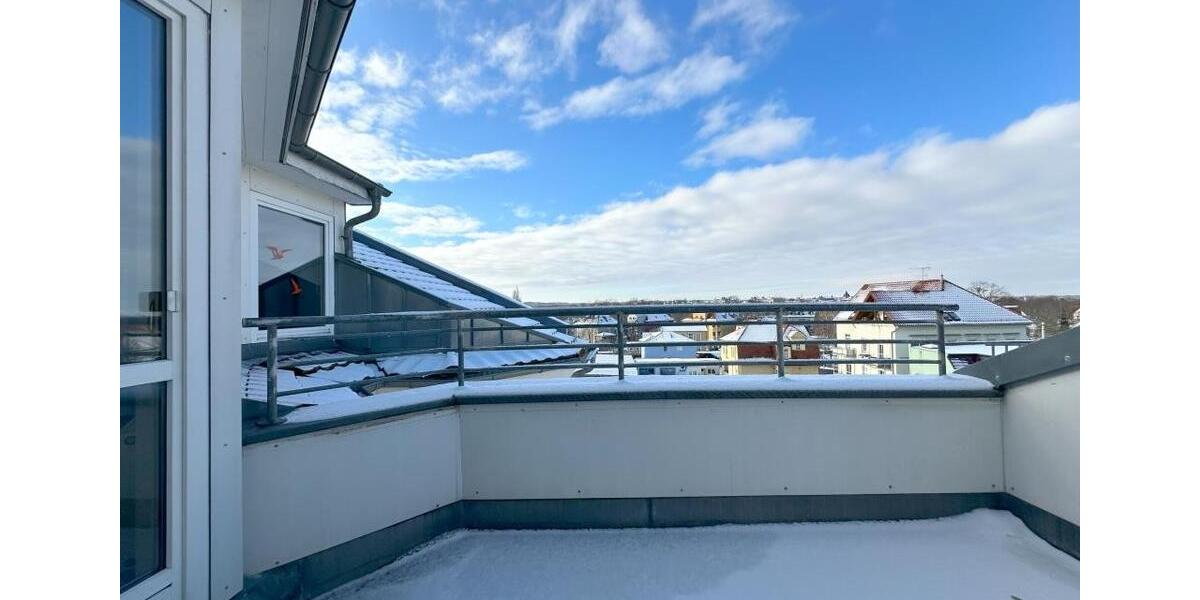 Dachgeschoßwohnung Frankfurt (Oder) - 4 Zimmer, 108 m&sup2;, 680&euro; | Angebot:24940618