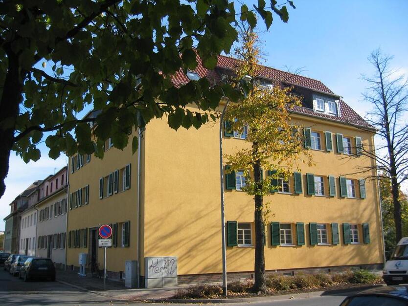 Gemütliche 2-Raumwohnung in Zentrumsnähe zimmer
