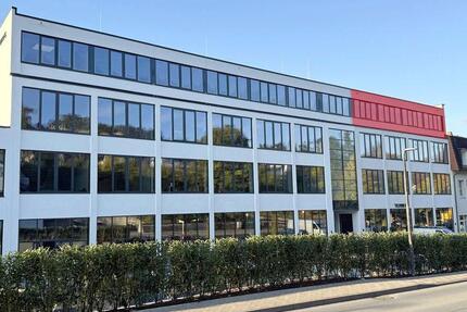 Erstklassige Büro- und Praxisfläche in Sundern-City zimmer