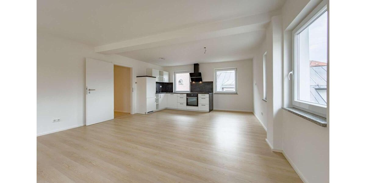 Etagenwohnung Waldkirchen - 3 Zimmer, 100 m&sup2;, 890&euro; | Angebot:26565467