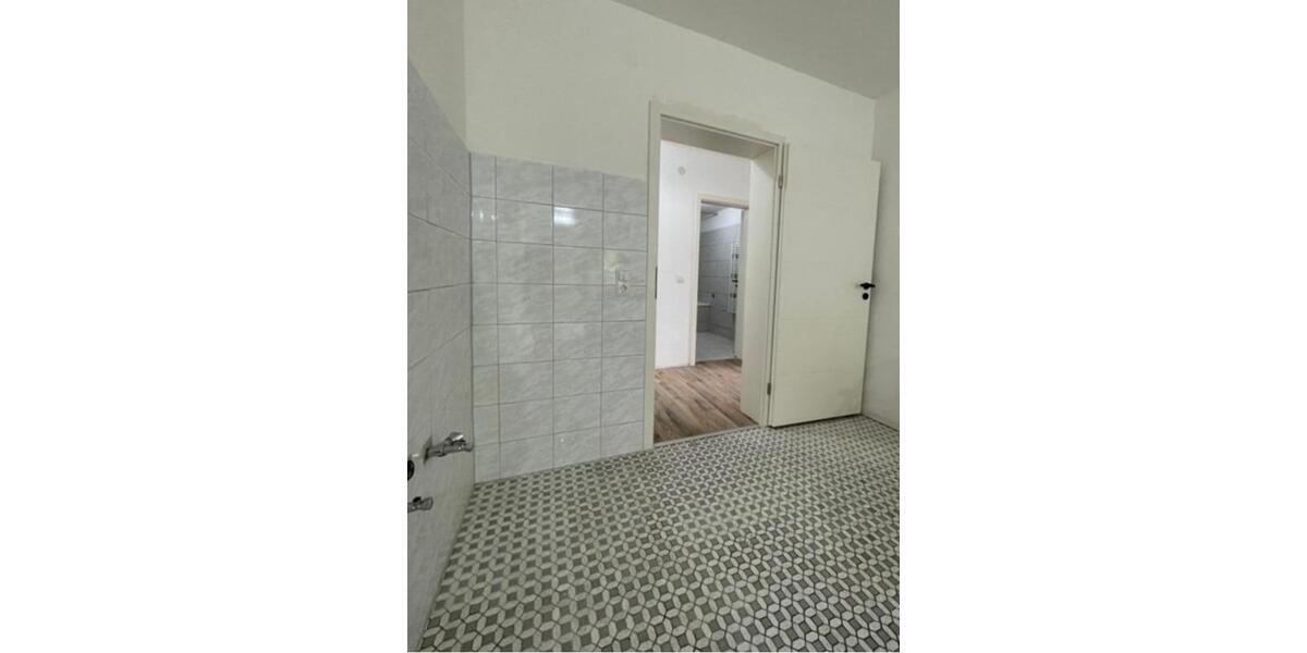 Etagenwohnung Grünstadt - 2 Zimmer, 75 m&sup2;, 895&euro; | Angebot:26678991
