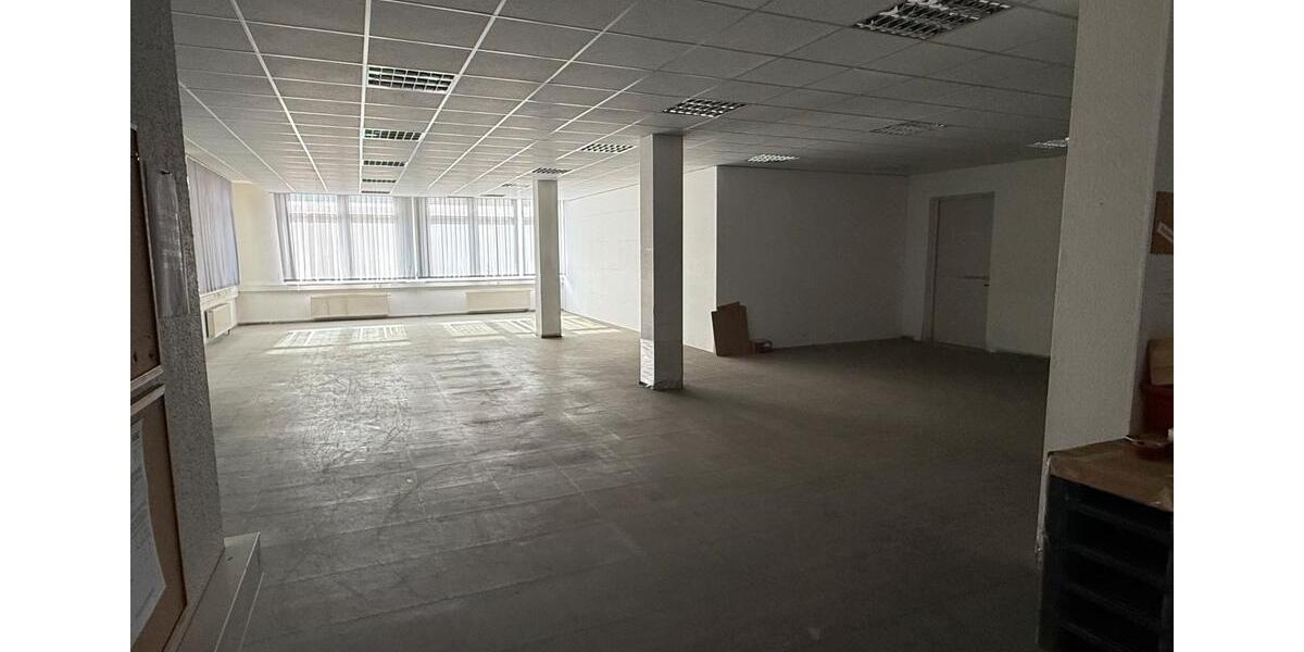 Sehr schöne Büro (-Fläche) zu vermieten zimmer