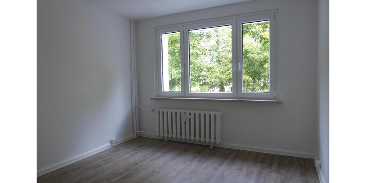 Erdgeschoßwohnung Bernburg (Saale) - 3 Zimmer, 58 m&sup2;, 329&euro; | Angebot:25540619