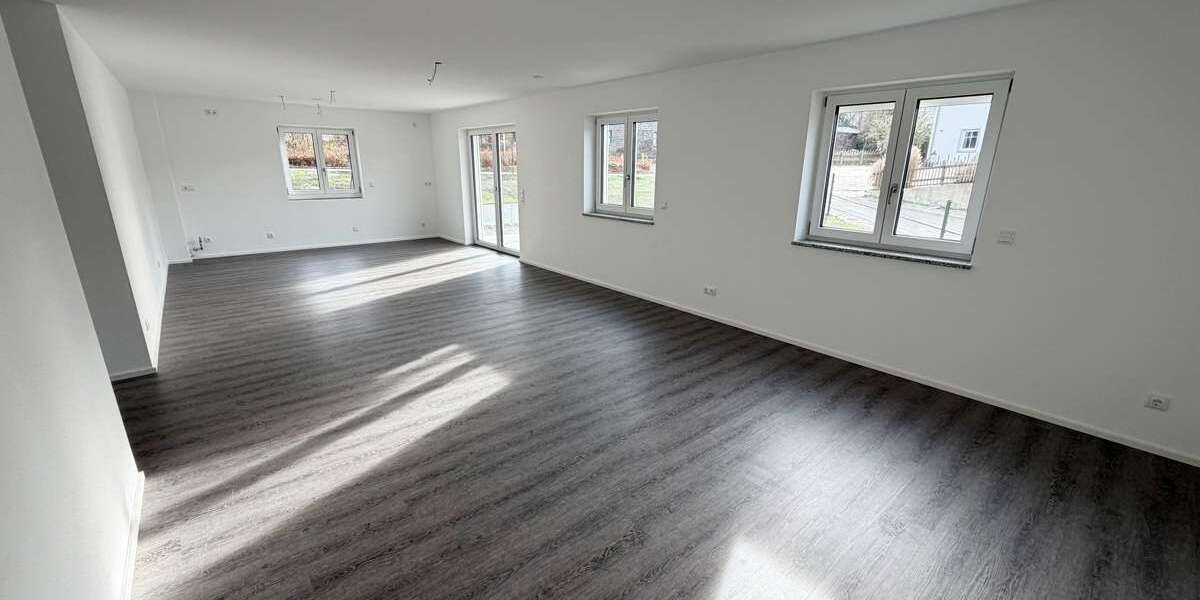 Etagenwohnung Traunstein - 4 Zimmer, 120 m&sup2;, 1.490&euro; | Angebot:22160847