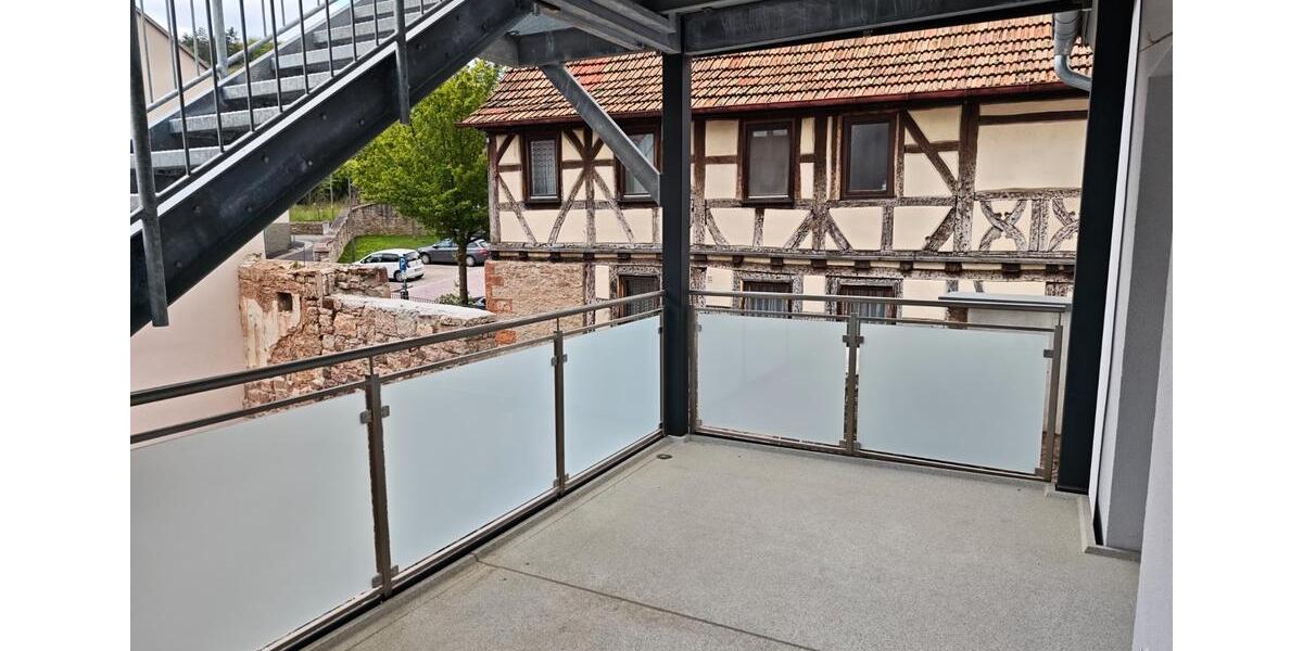 Etagenwohnung Hammelburg - 3.5 Zimmer, 111 m&sup2;, 1.200&euro; | Angebot:26614914
