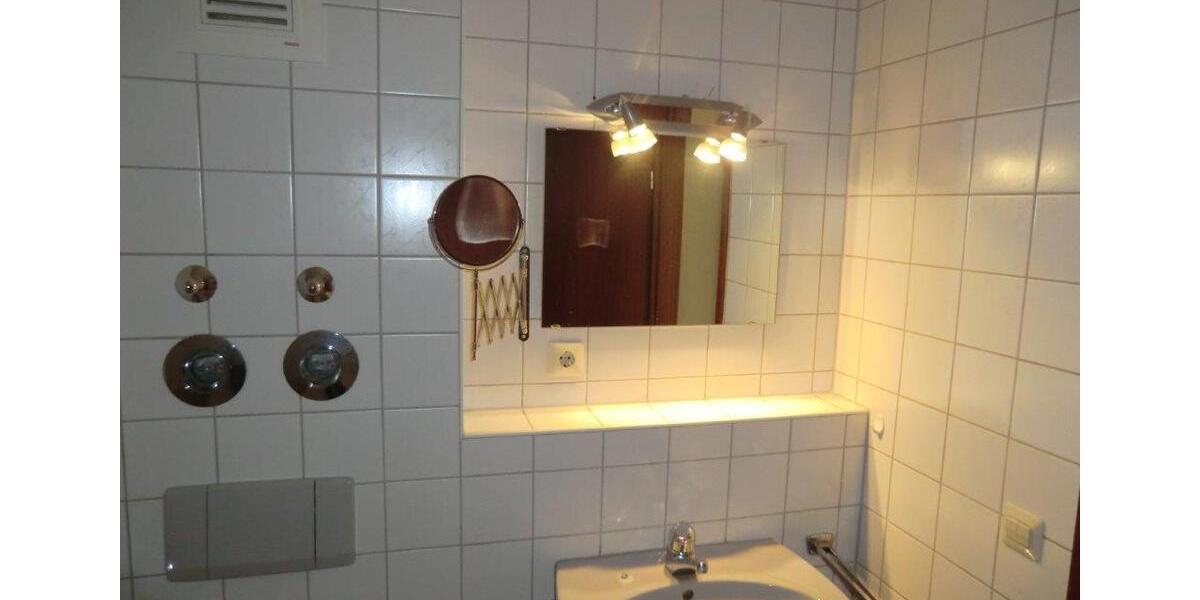 Erdgeschoßwohnung Herrenberg - 2.5 Zimmer, 71 m&sup2;, 990&euro; | Angebot:26019807