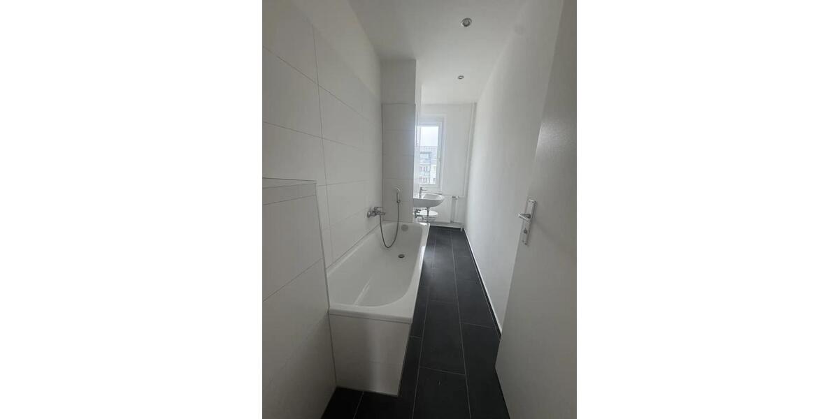 Etagenwohnung Magdeburg Neue Neustadt - 4 Zimmer, 70 m&sup2;, 630&euro; | Angebot:26552693