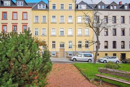 3 Räume, Balkon, 1. OG zimmer