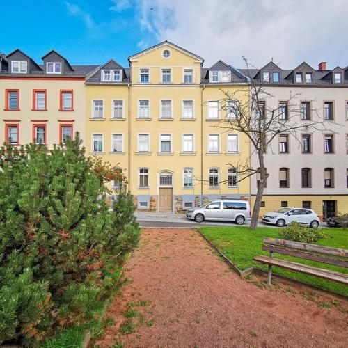 3 Räume, Balkon, 1. OG zimmer